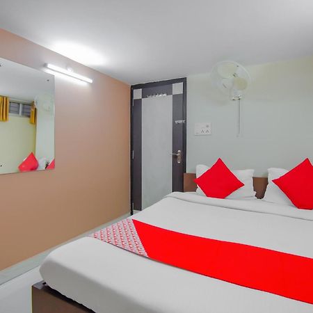 Hotel O Lindsay Inn Guest House Bara Bazar Exterior photo